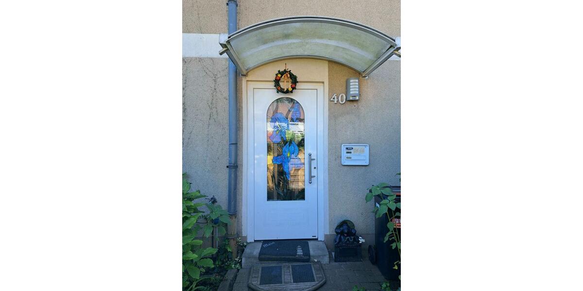 - Reihenmittelhaus in EssenKray - **provisionsfrei** 6 zimmer