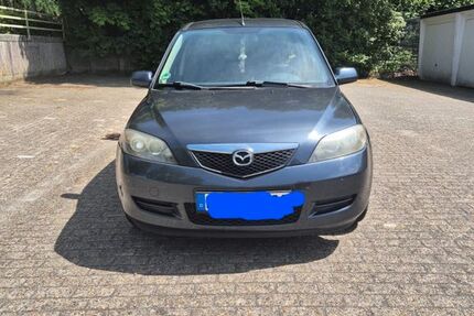 Mazda 2 185.000 km 900 &euro; Gelsenkirchen 45884