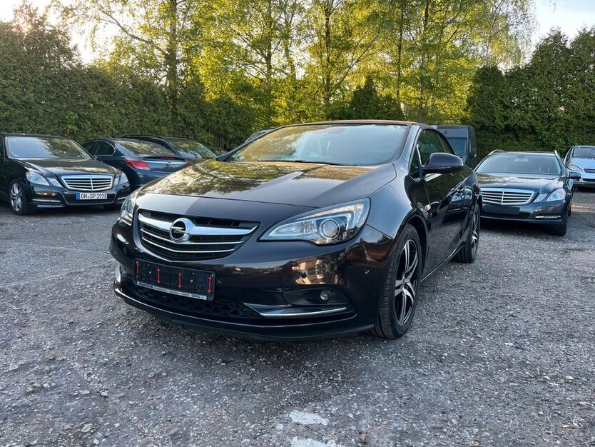Opel Cascada 178.200 km 9.490 € Essen 45355
