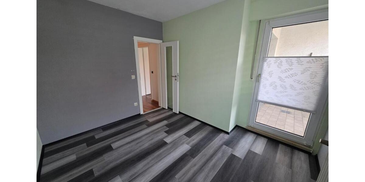 3 Zimmerwohnung mit 2 Balkonen und Garage 3 zimmer