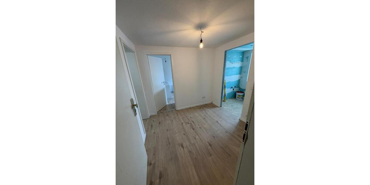 Etagenwohnung Wuppertal Gemarkung Nächstebreck - 2 Zimmer, 72 m&sup2;, 640&euro; | Angebot:26669638