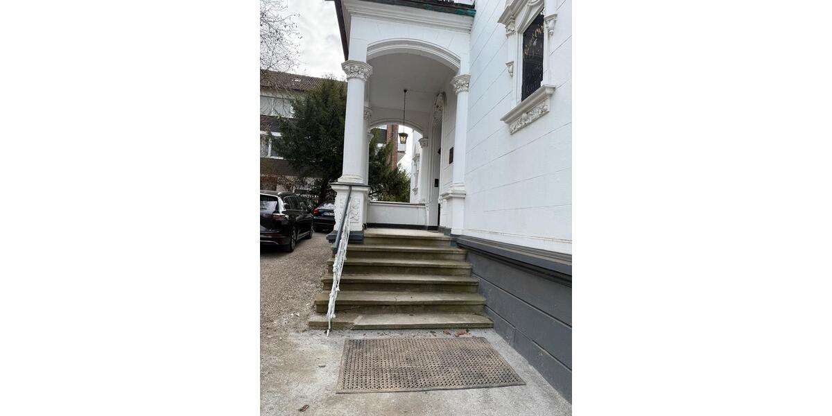 Dachgeschoßwohnung Hagen Hohenlimburg - 4 Zimmer, 122 m&sup2;, 1.250&euro; | Angebot:25284237