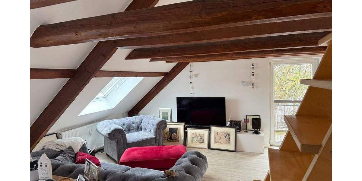 Exklusive Dachgeschosswohnung im barocken Herrschaftshaus - Wohnträume über den Dächern Dortmunds 1 zimmer