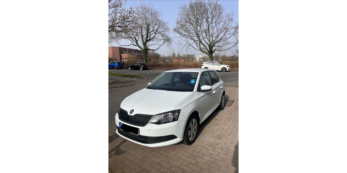 Skoda Fabia 75.421 km 6.399 &euro; Dortmund 44141