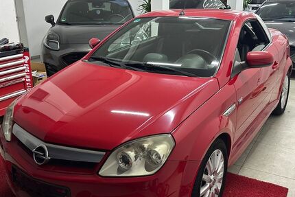 Opel Tigra 30.000 km 3.999 € Schwerte 58239