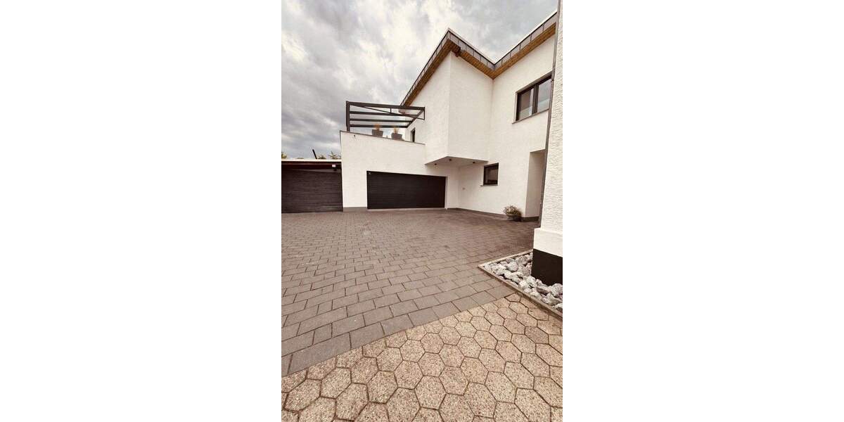 Exklusives Architektenhaus mit Dachterrasse 4 zimmer