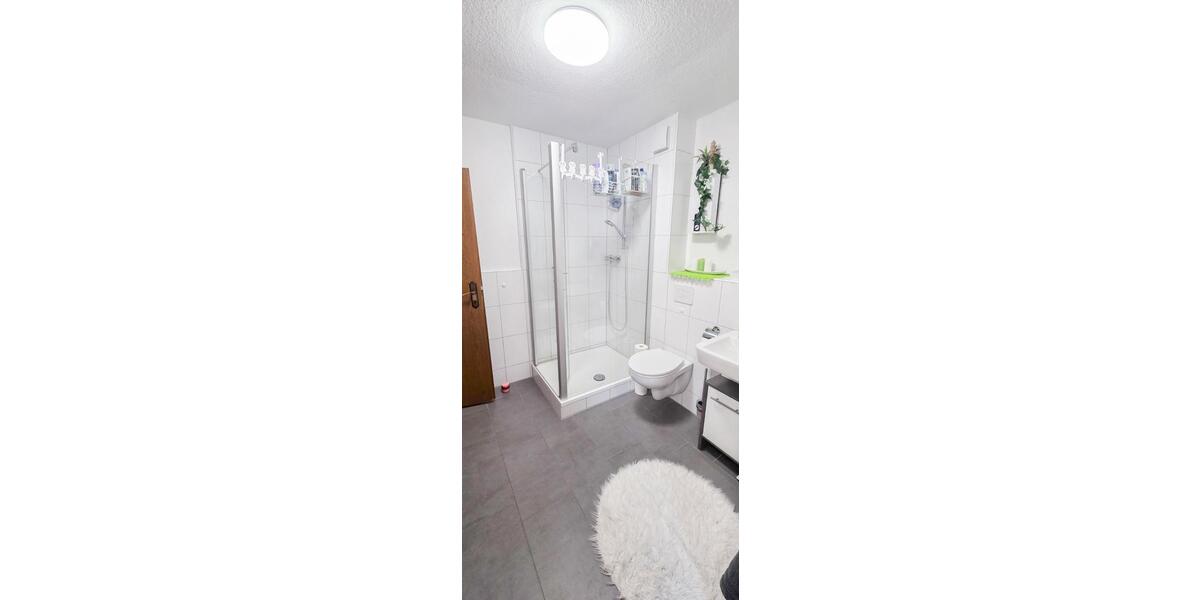 Dachgeschoßwohnung Bottrop Feldhausen - 3.5 Zimmer, 85 m&sup2;, 540&euro; | Angebot:25655187