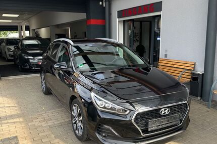 Hyundai i30 128.000 km 11.799 € Schwerte 58239