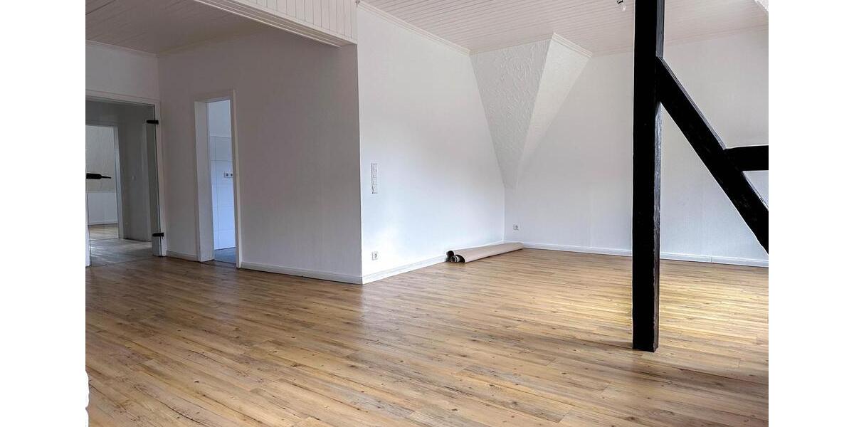 Maisonettenwohnung Hagen Hohenlimburg - 3.5 Zimmer, 116 m&sup2;, 870&euro; | Angebot:27593405