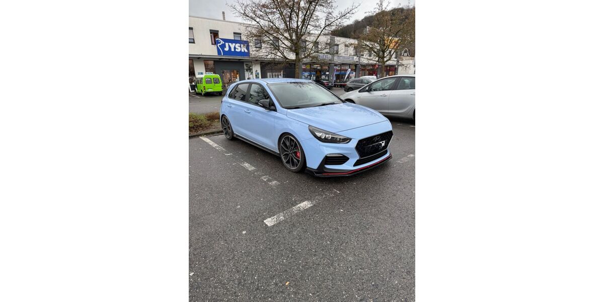 Hyundai i30 102.123 km 18.900 &euro; Wuppertal 42105