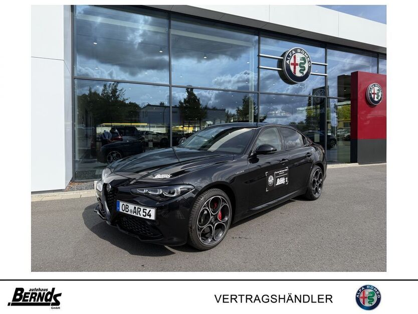 Alfa Romeo Giulia 4.999 km 49.690 € Dortmund 44145
