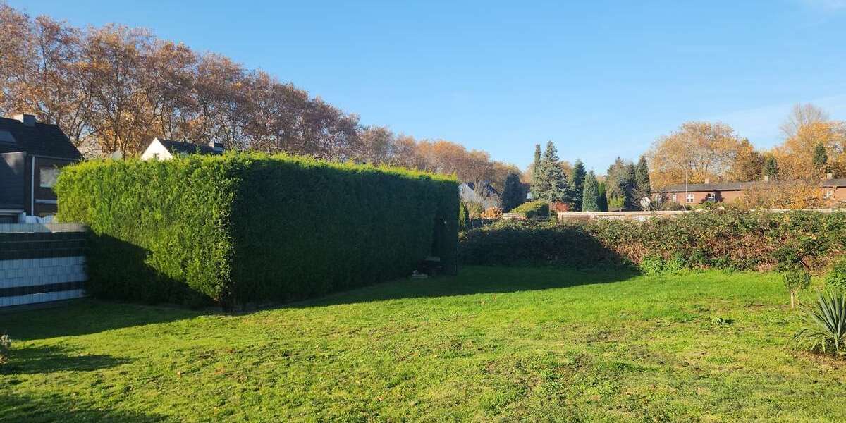 Grundstück zu verkaufen in Oberhausen 35.000 € 1700 m² zimmer