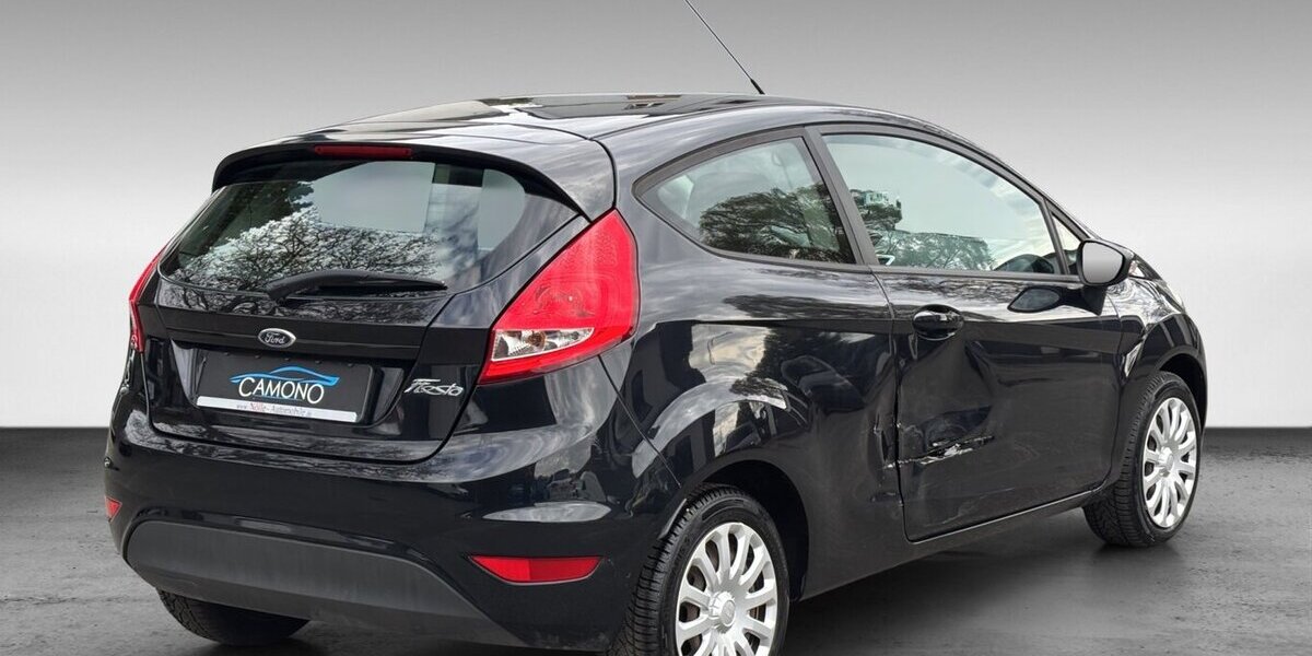 Ford Fiesta Champions Edition Klima Radio 180.817 km 2.100 &euro; Wuppertal 42327