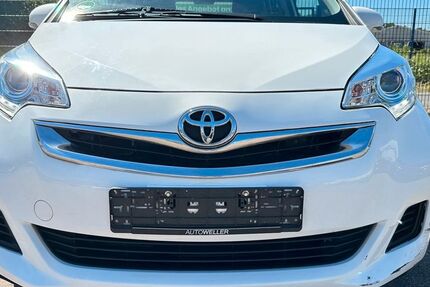 Toyota Verso-S 78.000 km 5.750 &euro; Castrop-Rauxel 44579