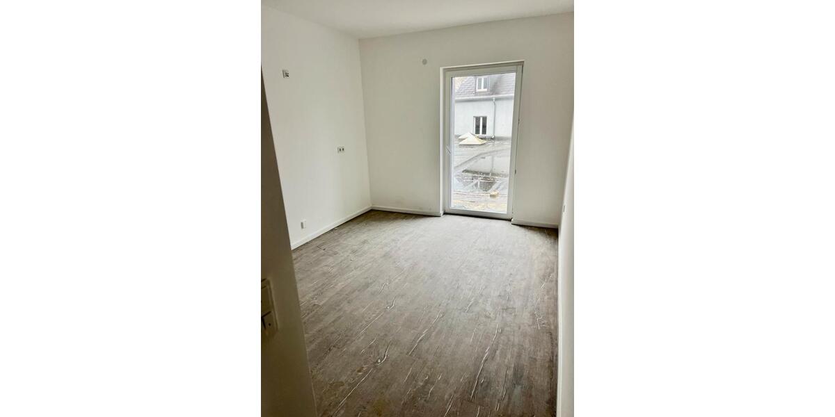 Schöne sanierte 3,5 qm Wohnung mit Aufzug in City Lage! 3 zimmer