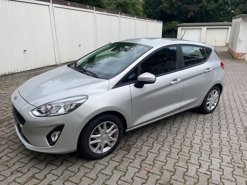 Ford Fiesta 79.500 km 8.900 € Bochum 44805