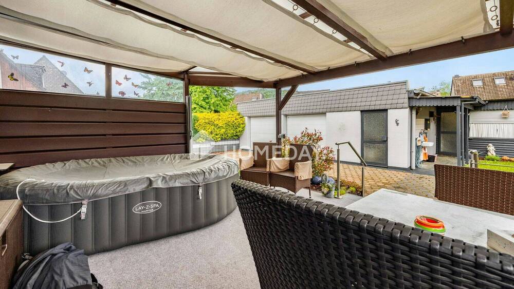 Mehrfamilienhaus, Wohnhaus Oberhausen Sterkrade-Nord - 4 Zimmer, 125 m&sup2;, 399.000&euro; | Angebot:26686072