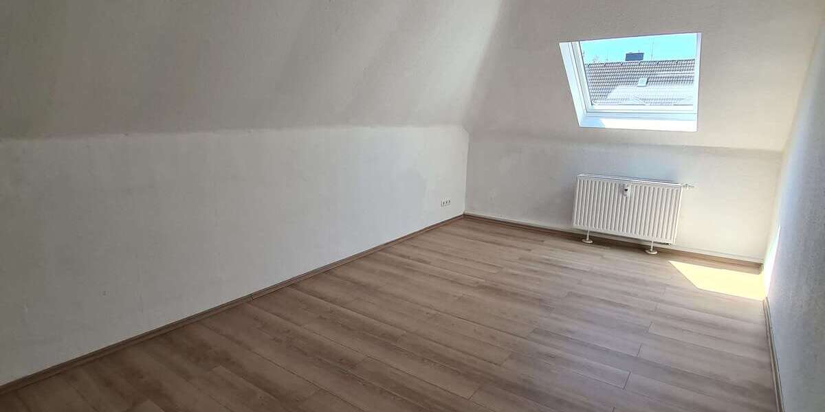 Etagenwohnung Gelsenkirchen Rotthausen - 3.5 Zimmer, 76 m&sup2;, 480&euro; | Angebot:27334014