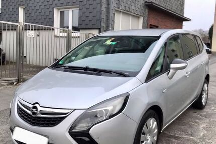 Opel Zafira Tourer 299.500 km 4.490 &euro; Bochum 44803