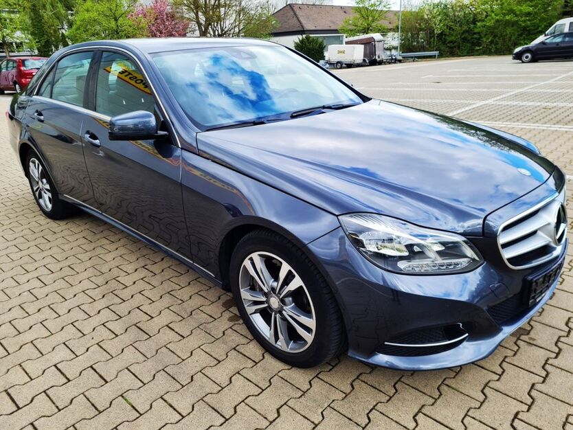 Mercedes-Benz E 400 174.360 km 14.900 € Breckerfeld 58339