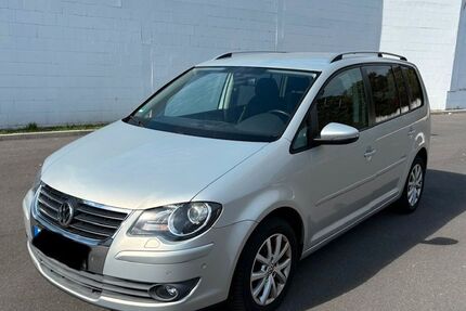 VW Touran 187.300 km 4.900 &euro; Heiligenhaus 42579