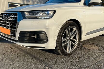 Audi Q7 250.852 km 22.200 &euro; Herne 44625