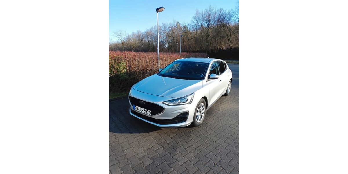 Ford Focus 49.000 km 15.400 &euro; Dortmund 44269