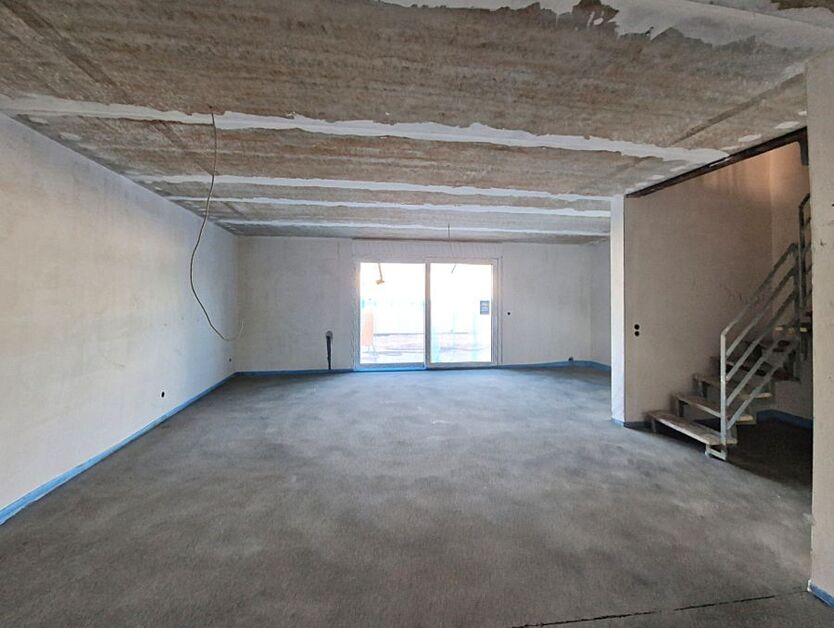 Provisionsfrei* Neubau Einfamilienhaus mit PV 10,4 KW integrierter Garage Energiebedarf 22,4 kWhm2a