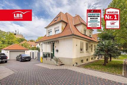 Wohnen in der Gartenstadt mit schönem Garten, Palmen, Garage 6 zimmer