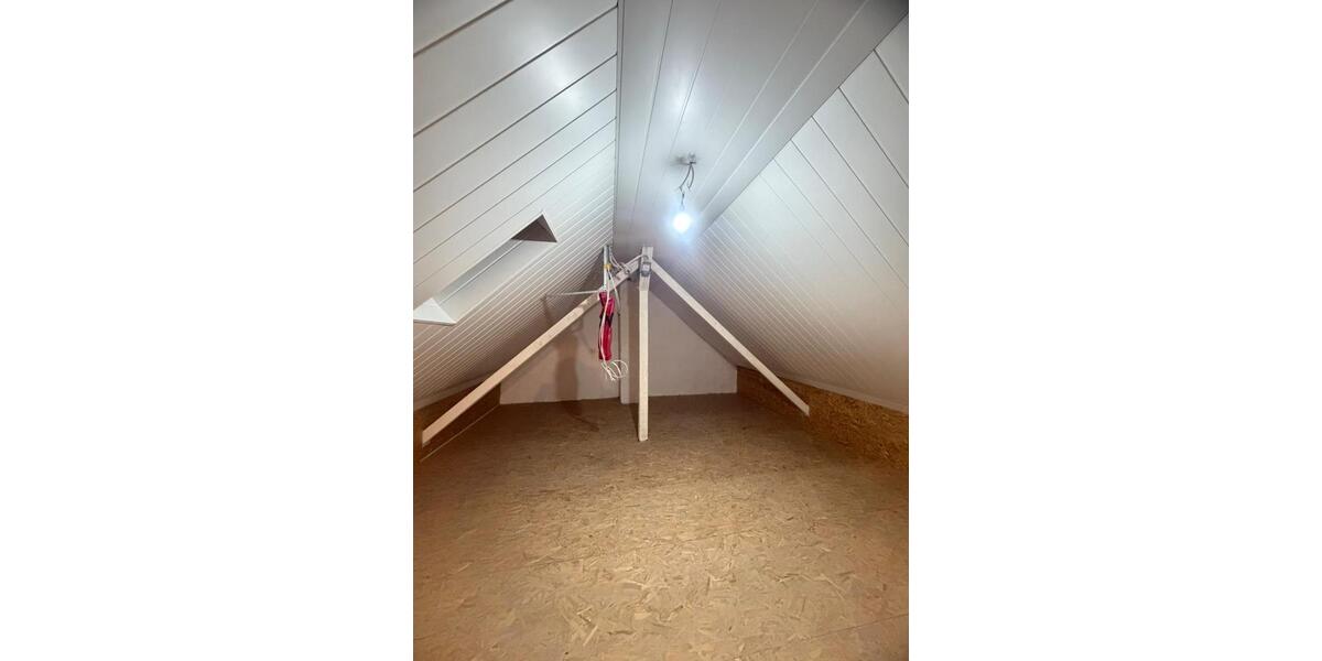 Etagenwohnung Oberhausen Alsfeld - 4 Zimmer, 85 m&sup2;, 1.300&euro; | Angebot:25050320