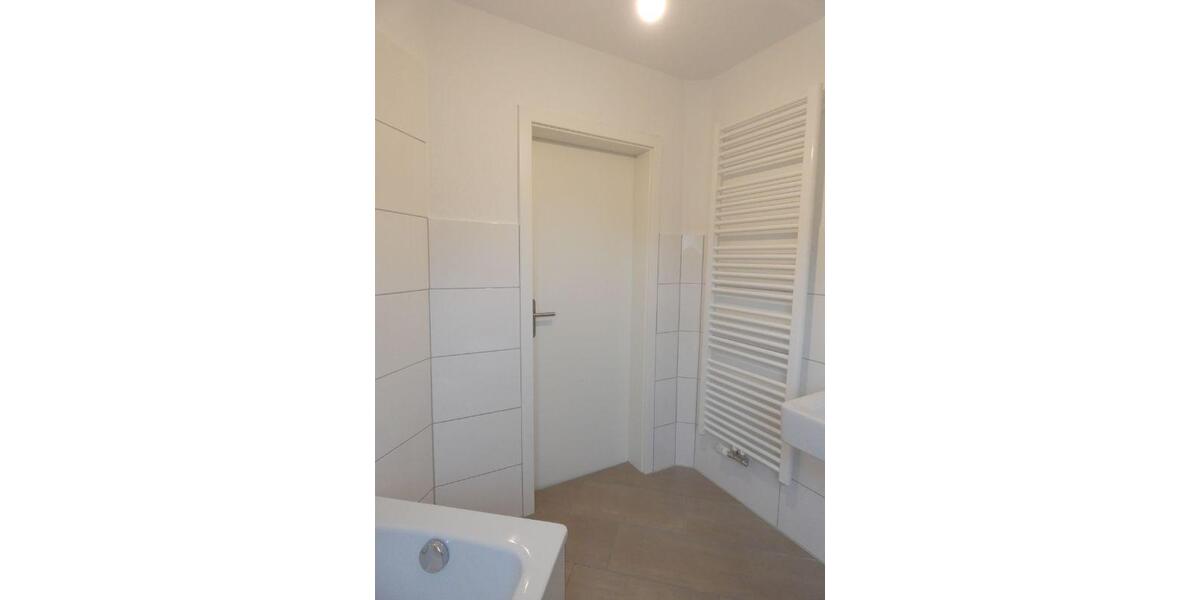 Dachgeschoßwohnung Essen Stadtbezirk II - 3 Zimmer, 81 m&sup2;, 955&euro; | Angebot:25720444