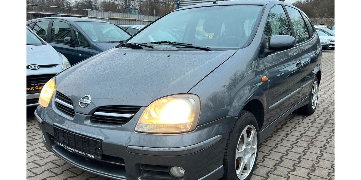 Nissan Almera Tino 189.000 km 1.699 &euro; Essen 45356