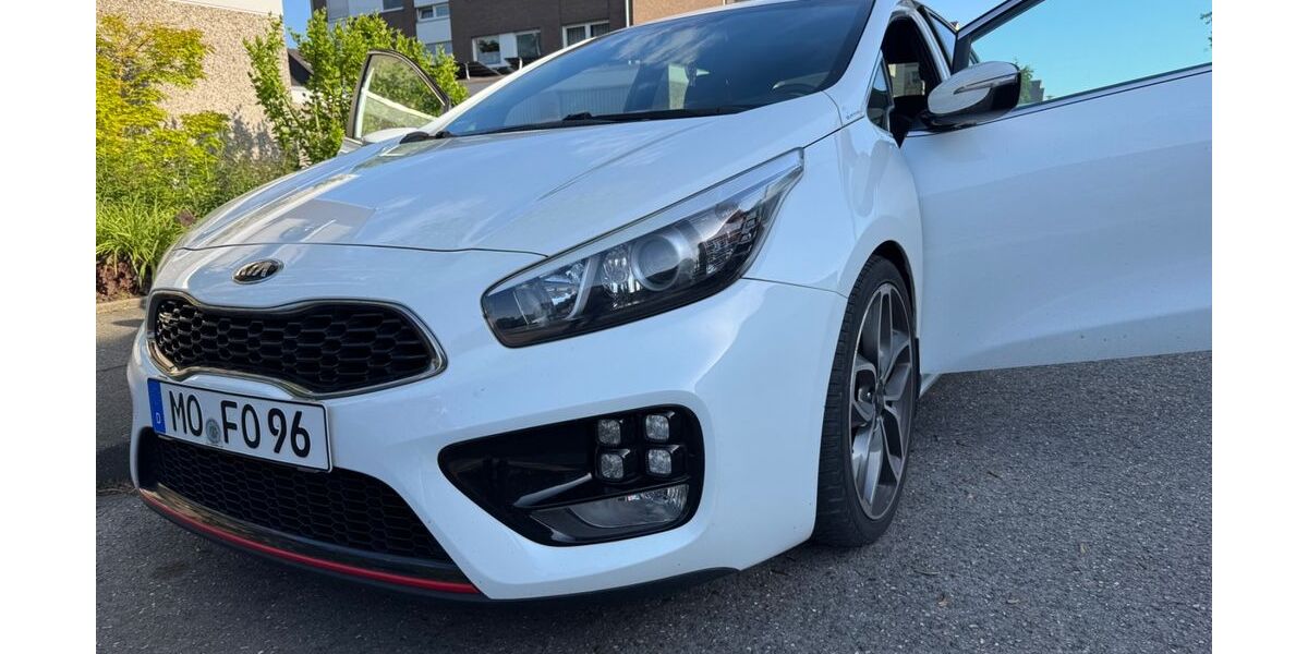 Kia ceed / Ceed 140.000 km 13.900 &euro; Bottrop 46244