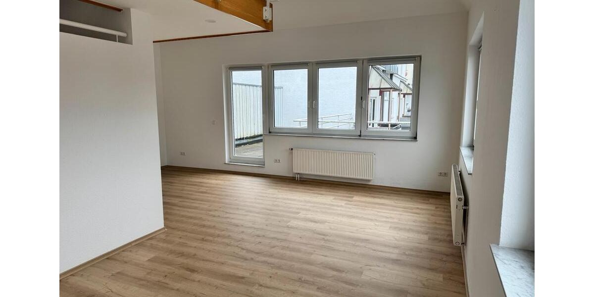 Großzügige 120 m² Wohnung 3 zimmer