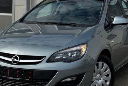 Opel Astra 28.045 km 10.399 € Bochum 44807