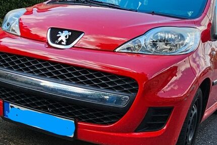 Peugeot 107 93.600 km 2.599 € Dortmund 44379