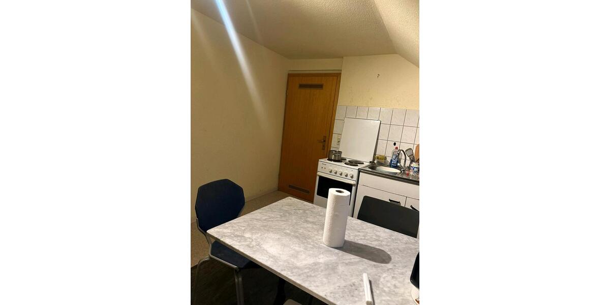 Dachgeschoßwohnung Dortmund Hombruch - 1 Zimmer, 35 m&sup2;, 360&euro; | Angebot:25172299