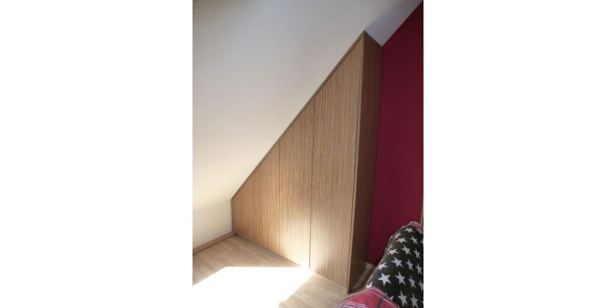 ***Singles aufgepasst*** wunderschöne Dachgeschosswohnung, 2 Balkone, Blick auf den Kanal 1.5 zimmer