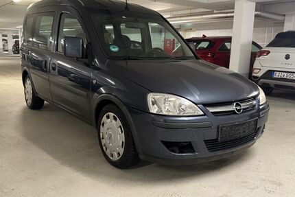 Opel Combo 189.000 km 3.000 &euro; Essen 45326