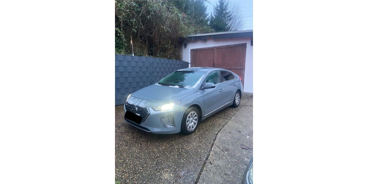 Hyundai IONIQ 48.000 km 15.450 &euro; Oberhausen 46117