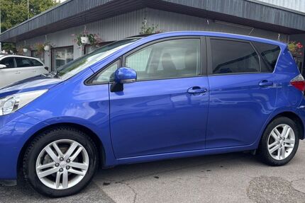 Toyota Verso-S 68.000 km 6.490 € Essen 45356