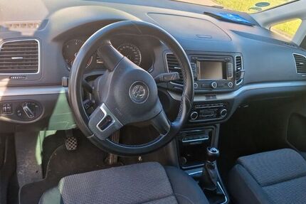VW Sharan