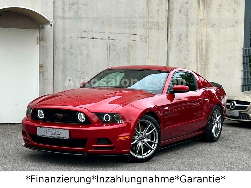 Ford Mustang 77.258 km 25.990 € Essen 45141