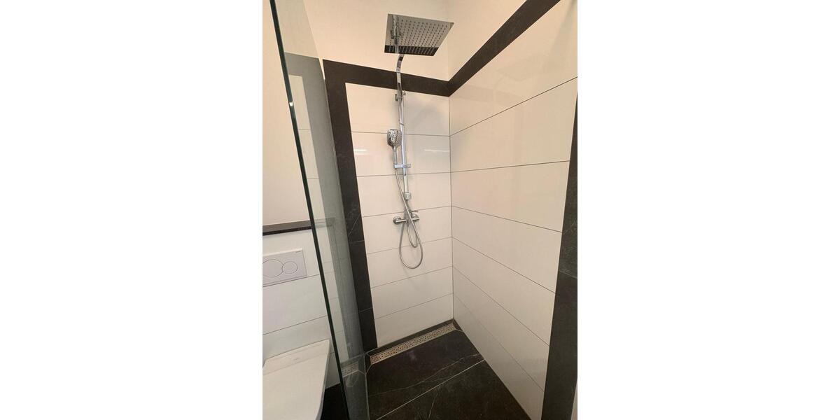 stilvolle Dachgeschosswohnung mit Garten in Neviges Velbert 2 zimmer