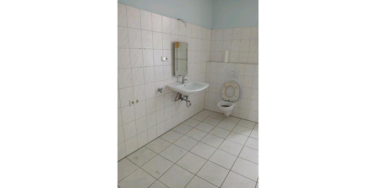 Etagenwohnung Wuppertal Gemarkung Langerfeld - 5 Zimmer, 100 m&sup2;, 1.200&euro; | Angebot:25749494