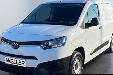 Toyota Proace City 41.604 km 12.470 &euro; Dortmund 44143