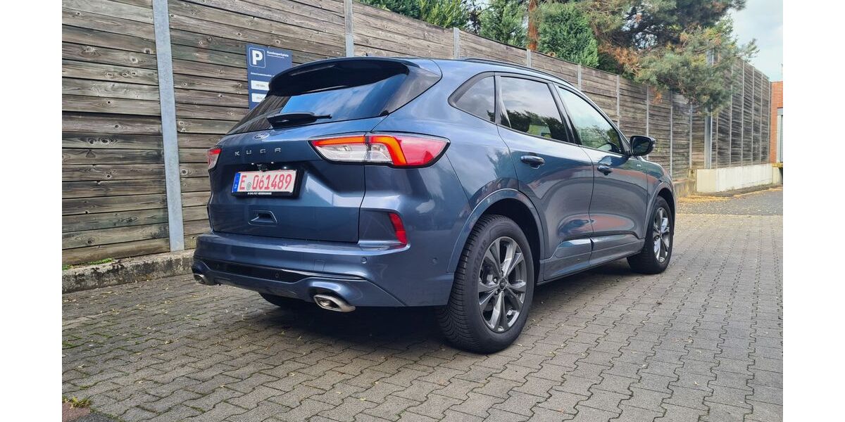 Ford Kuga 28.600 km 20.900 &euro; Essen 45276