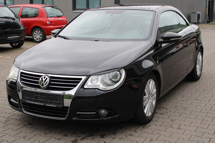 VW Eos 124.528 km 7.900 € Dortmund 44143