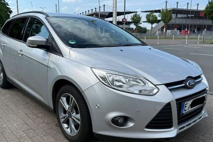 Ford Focus 106.000 km 4.900 &euro; Essen 45356