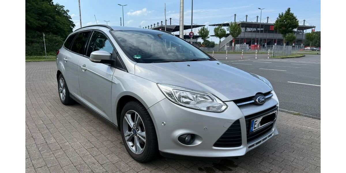 Ford Focus 106.000 km 4.900 &euro; Essen 45356